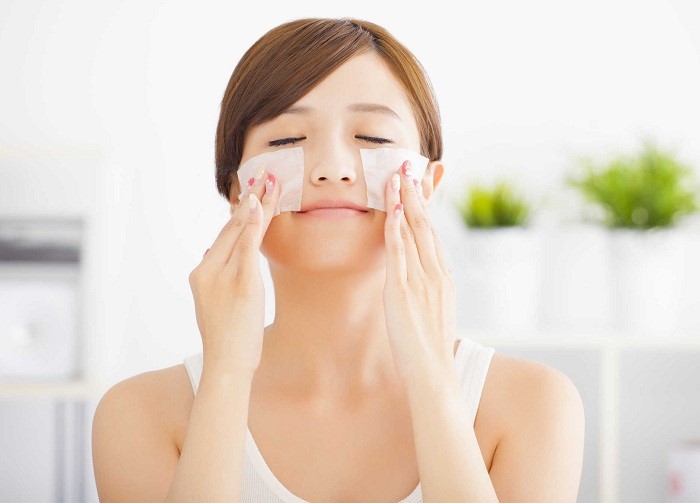 cham-soc-da-mat-vao-buoi-toi-dung-cach